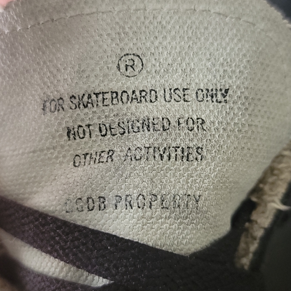 Golden Goose - Picture 2 of 4